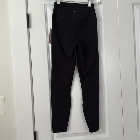 Spiritual Gangster Classic Black Leggings Sz S NWT - Picture 2 of 4